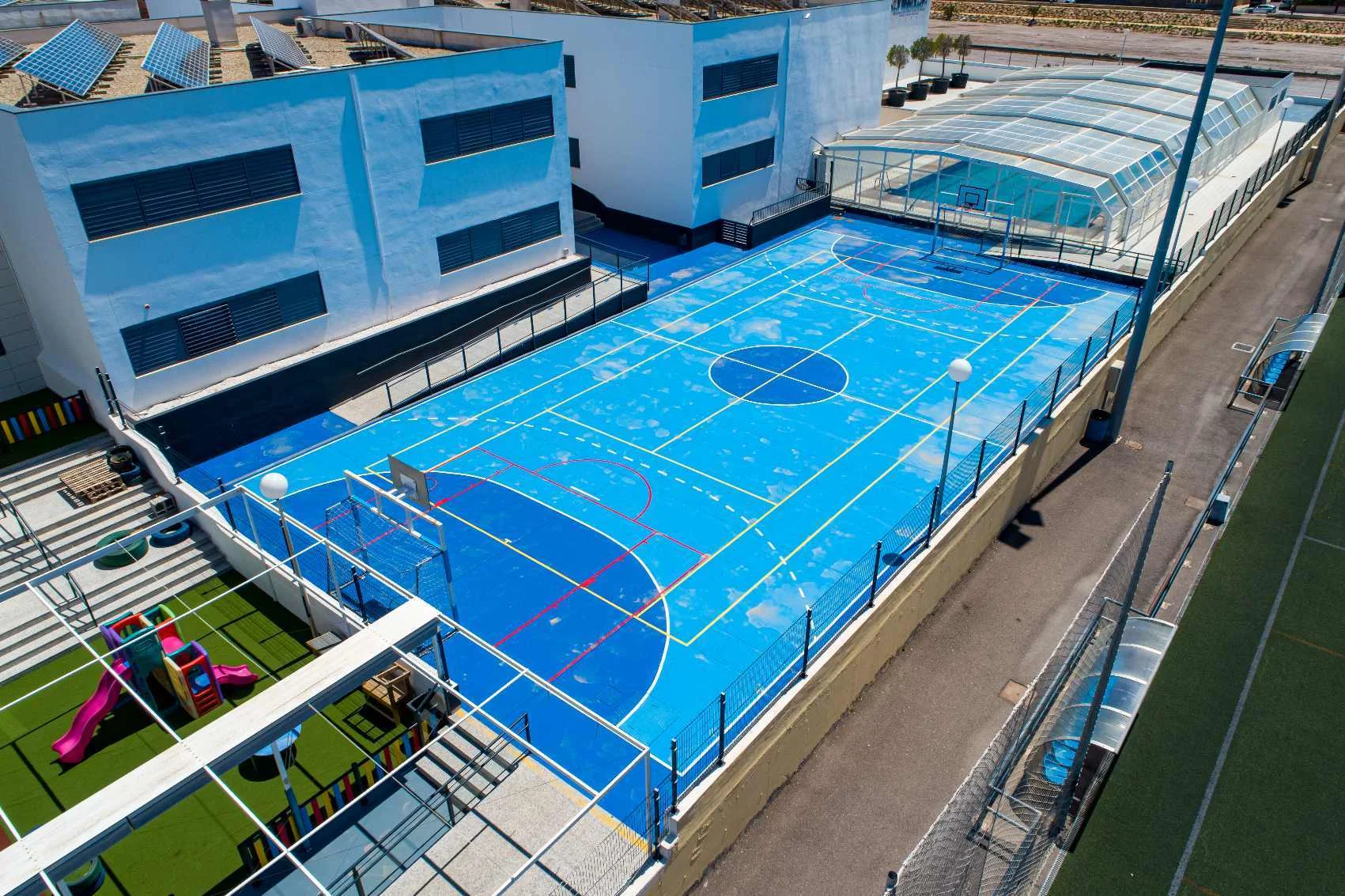 Campus 12