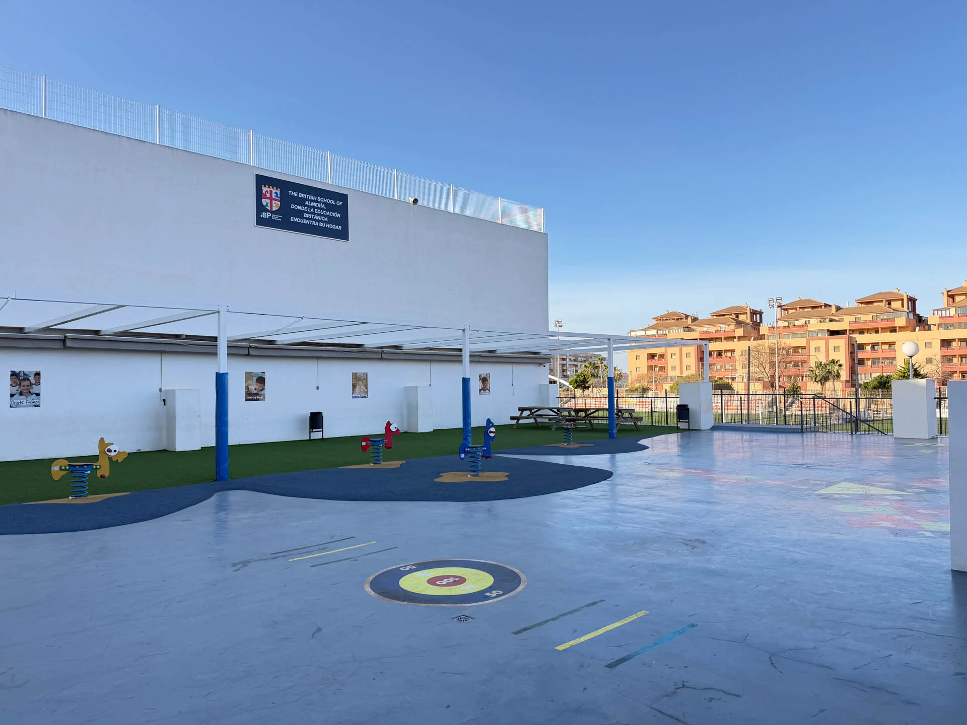 Campus 16